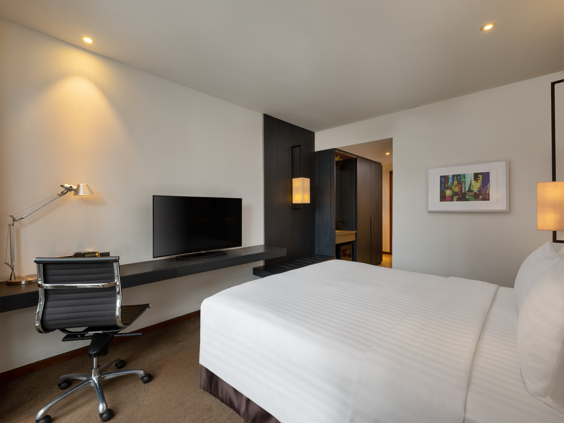 Club Cabana -Jacuzzi, Lounge Access 3