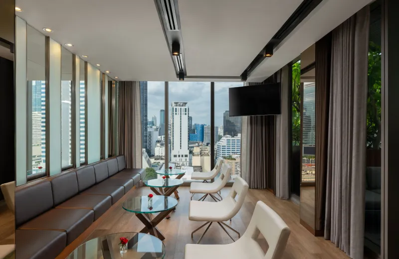Club Lounge