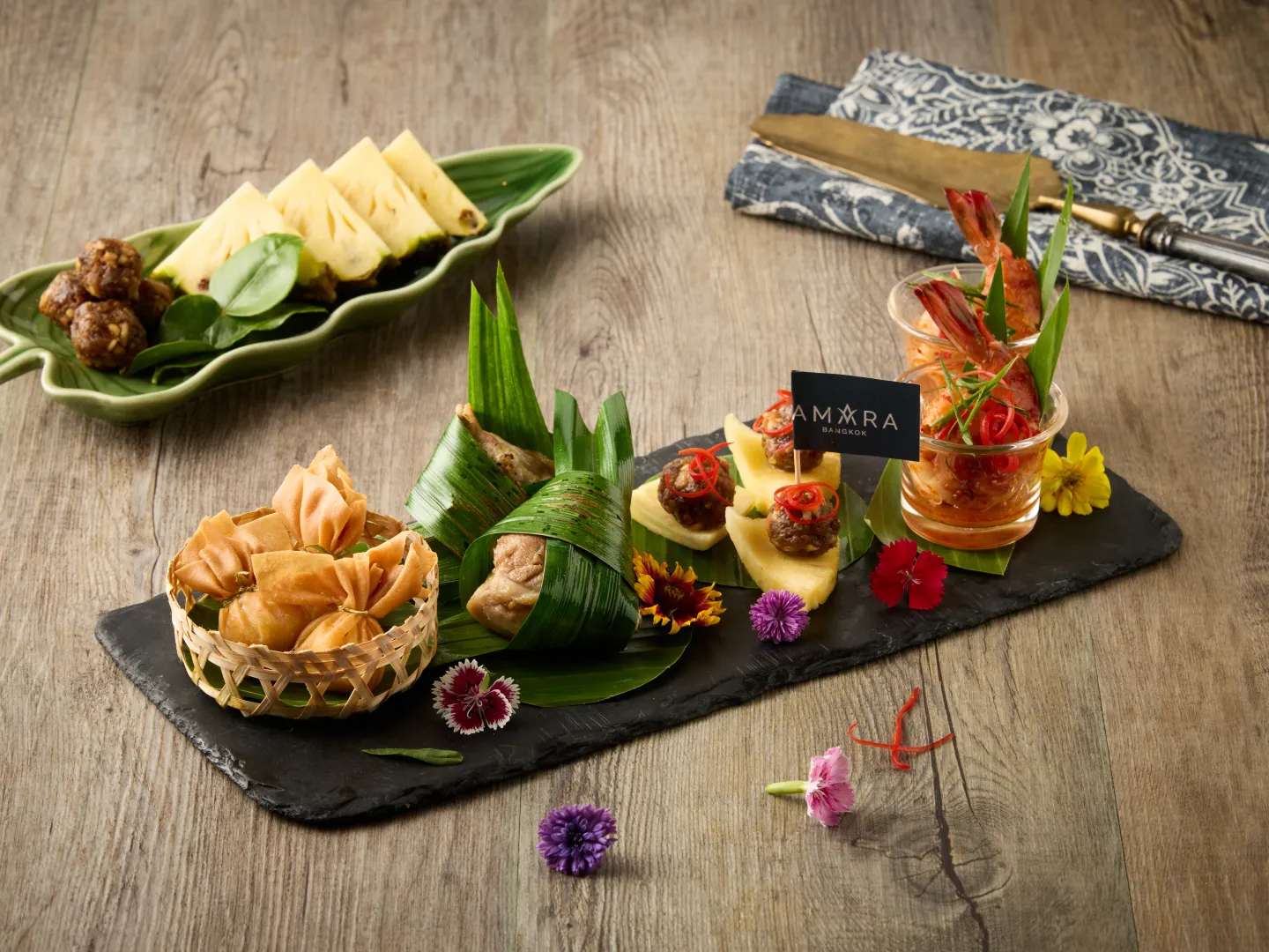 Four blessings platter